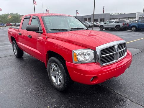 Used 2007 Dodge Dakota SLT w/ Trailer Tow Group AWD/4WD image 3