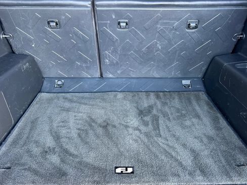 Used 2009 Toyota FJ Cruiser 4WD image 15