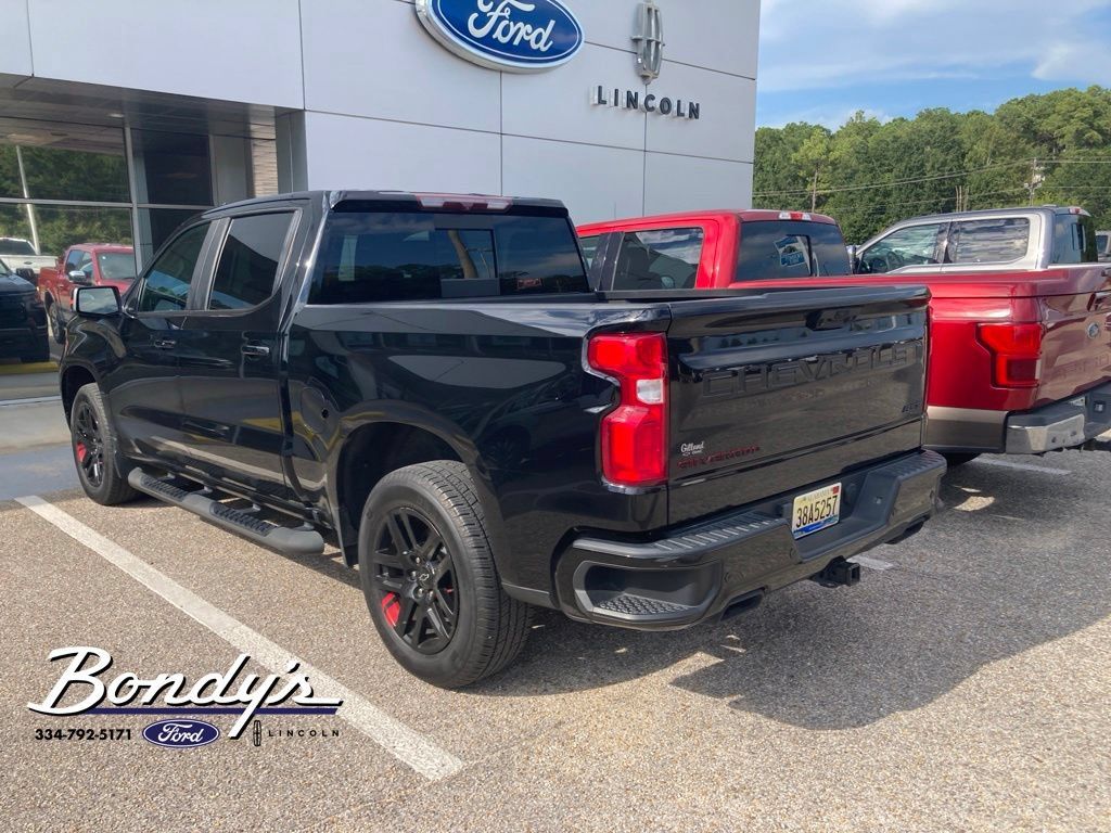 Used 2022 Chevrolet Silverado 1500 RST w/ Redline Edition RWD image 5