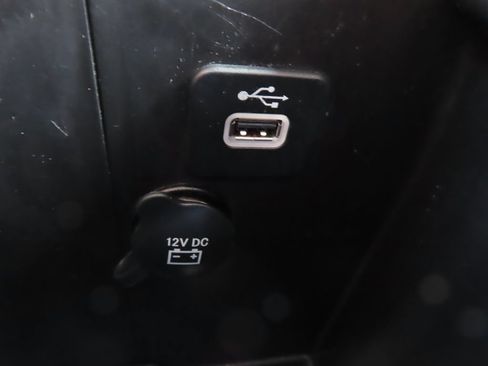 Used 2018 Jeep Wrangler Unlimited Sport S AWD/4WD image 6