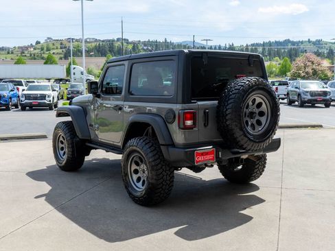 Used 2021 Jeep Wrangler Sport AWD/4WD image 5