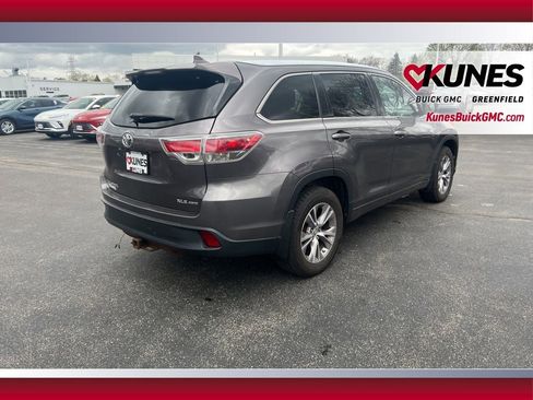 Used 2014 Toyota Highlander XLE AWD/4WD image 5