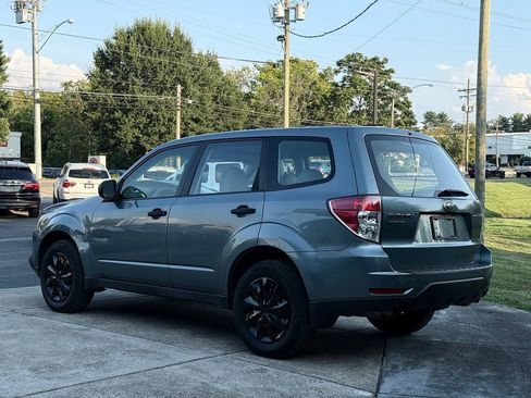 Used 2010 Subaru Forester 2.5X AWD/4WD image 3