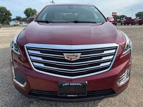 Used 2017 Cadillac XT5 Luxury w/ Driver Awareness Package FWD image 8