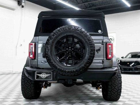 Used 2022 Ford Bronco Badlands AWD/4WD image 7