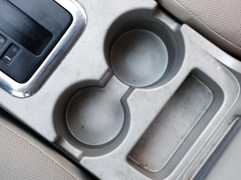 Used 2008 Ford Escape XLT image 32