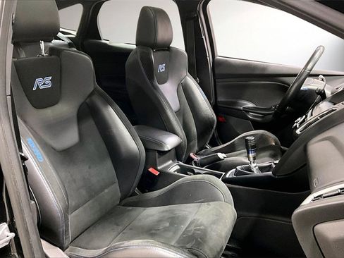 Used 2017 Ford Focus RS image 28