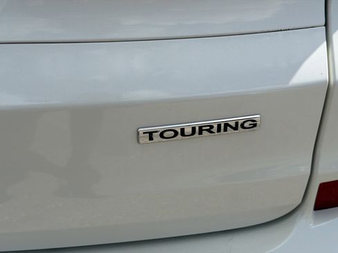 Used 2015 Honda CR-V Touring image 11