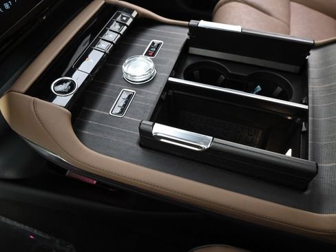 New 2026 Lincoln Navigator L Black Label image 31