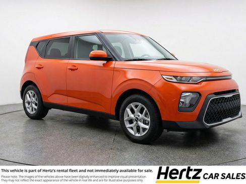 Used 2025 Kia Soul LX w/ LX Technology Package image 1