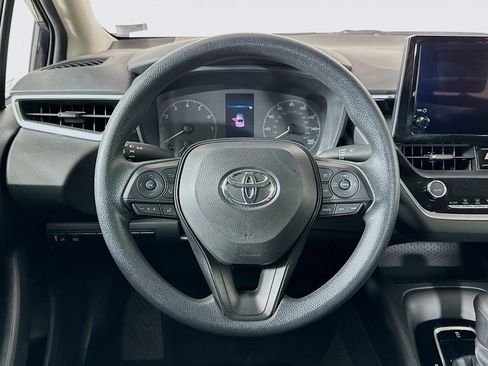 Used 2024 Toyota Corolla LE image 17