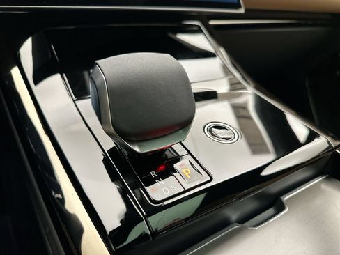 New 2027 Land Rover Range Rover Sport Dynamic SE AWD/4WD image 14