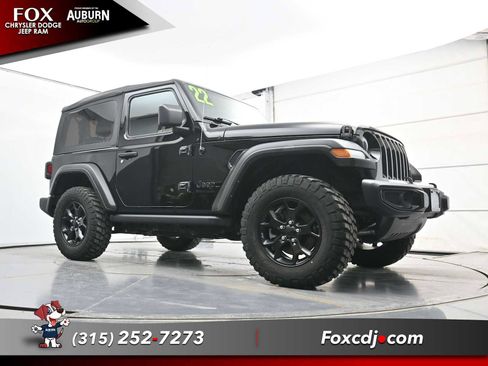 Used 2022 Jeep Wrangler Sport image 18