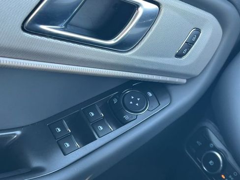 Used 2026 Ford Explorer Active w/ Active Comfort Package image 28