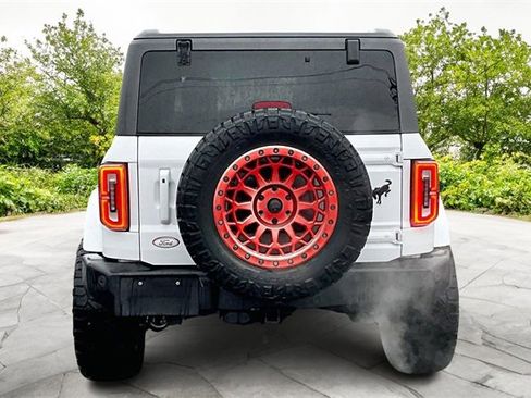 Used 2022 Ford Bronco Outer Banks image 3