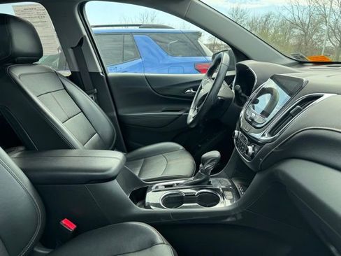 Used 2022 Chevrolet Equinox Premier image 5
