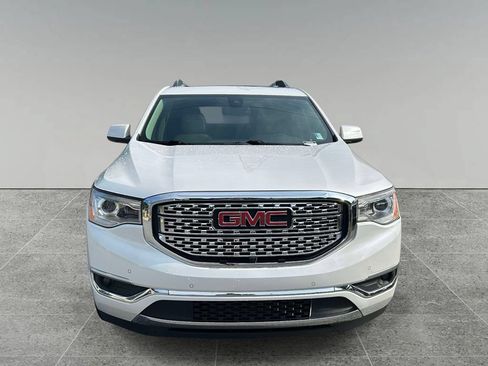 Used 2019 GMC Acadia Denali w/ Technology Package AWD/4WD image 8