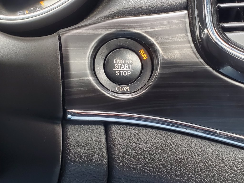 Used 2022 Jeep Grand Cherokee Limited AWD/4WD image 13
