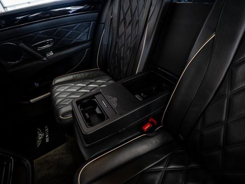 Used 2015 Bentley Flying Spur V8 image 57