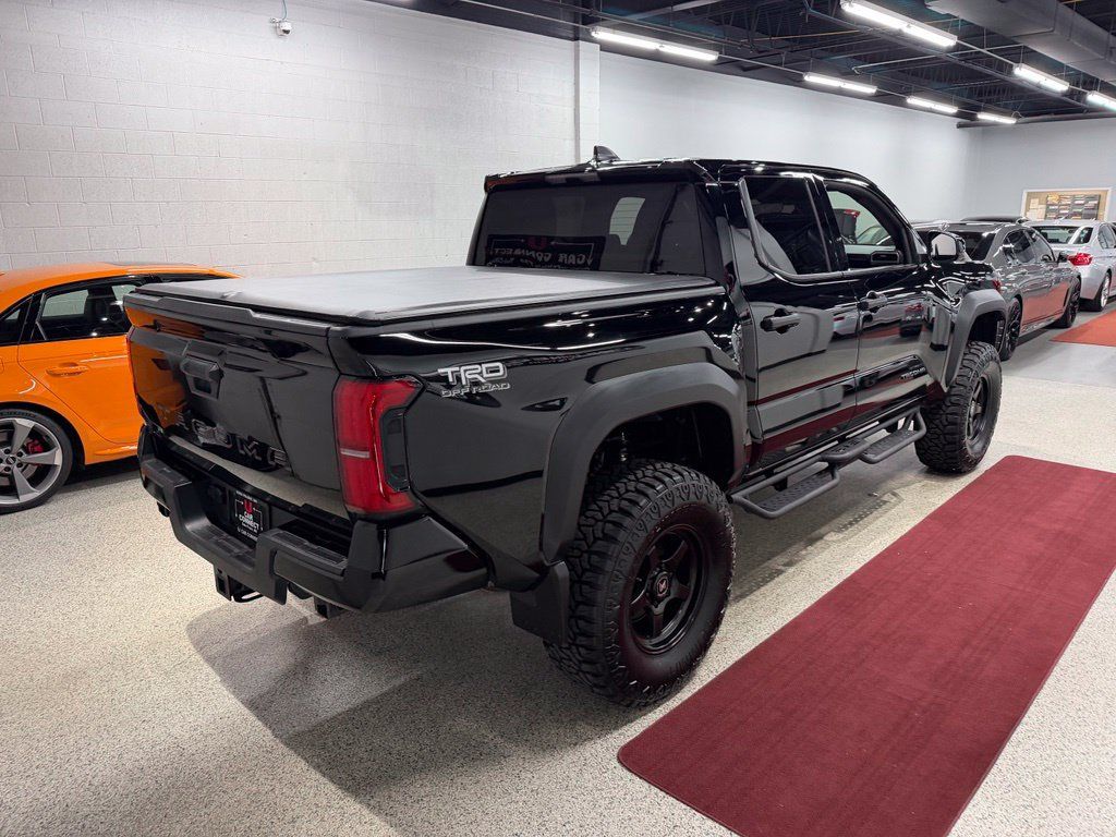 Used 2025 Toyota Tacoma TRD Off-Road AWD/4WD image 15
