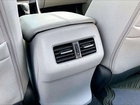 Used 2015 Honda Accord EX-L image 28