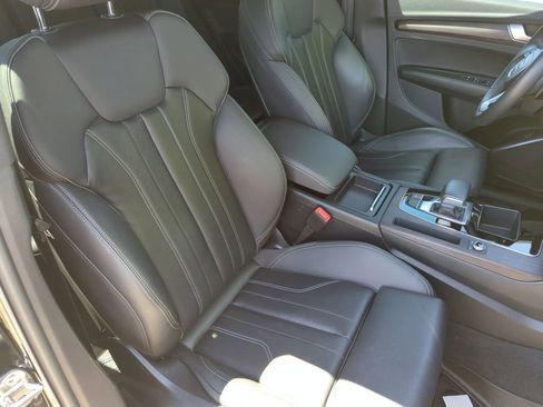 Used 2022 Audi Q5 2.0T Premium w/ Convenience Package image 36