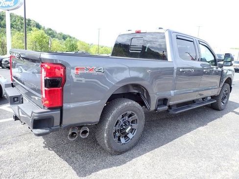 Used 2023 Ford F250 Lariat w/ Sport Appearance Package AWD/4WD image 6