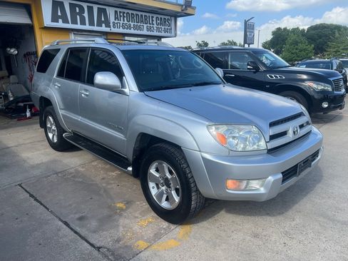 Used 2004 Toyota 4Runner Limited AWD/4WD image 1