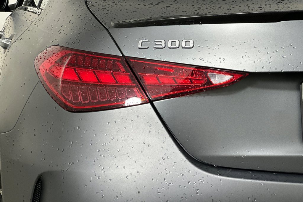 Used 2022 Mercedes-Benz C 300 Sedan image 33