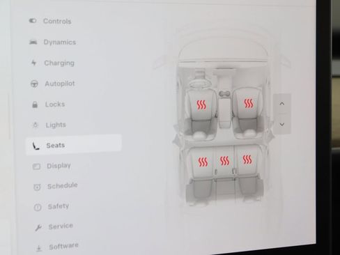 Used 2023 Tesla Model Y Long Range image 10