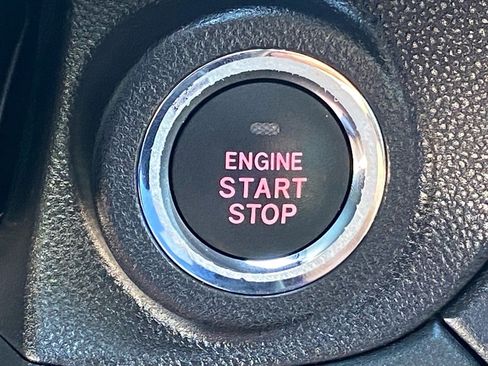 Used 2023 Subaru Outback Onyx Edition image 17