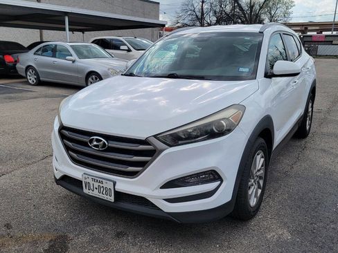 Used 2016 Hyundai Tucson SE w/ Option Group 02 image 1
