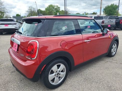 Used 2015 MINI Cooper 2-Door Hardtop FWD image 2