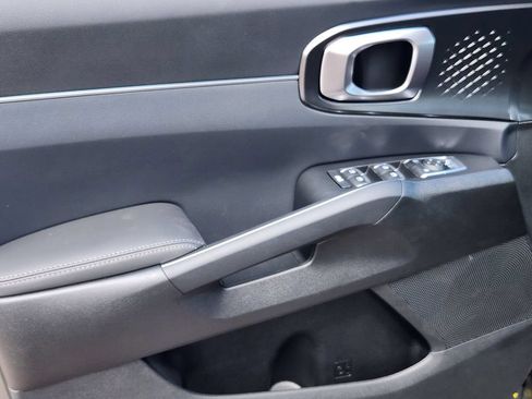 New 2026 Kia Sorento EX AWD/4WD image 7