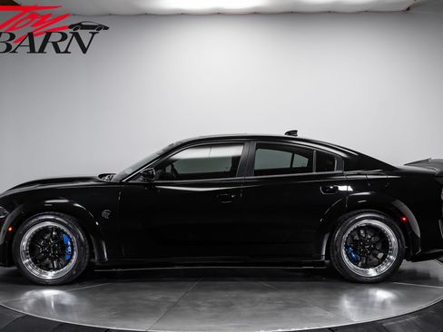Used 2022 Dodge Charger SRT Hellcat RWD image 2