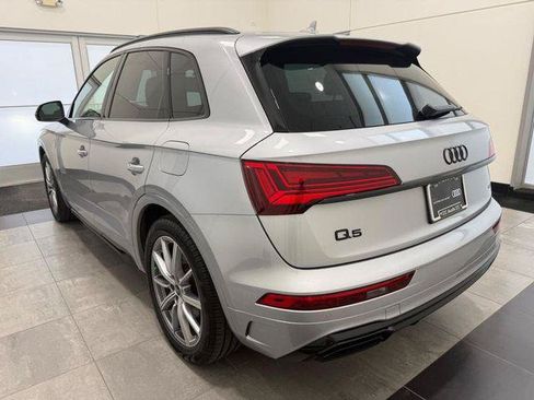 Certified 2025 Audi Q5 e Premium Plus w/ Premium Plus Package AWD/4WD image 4