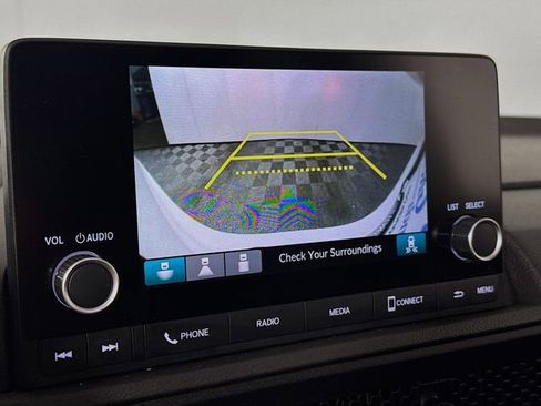 Used 2024 Honda CR-V EX image 17