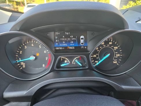 Used 2019 Ford Escape Titanium FWD image 24
