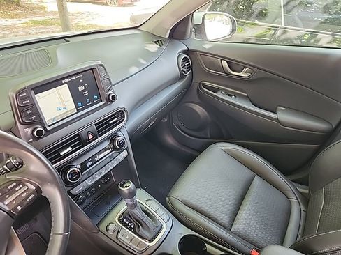 Used 2021 Hyundai Kona Ultimate image 6