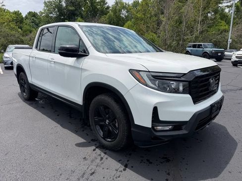 Used 2023 Honda Ridgeline Black Edition image 4