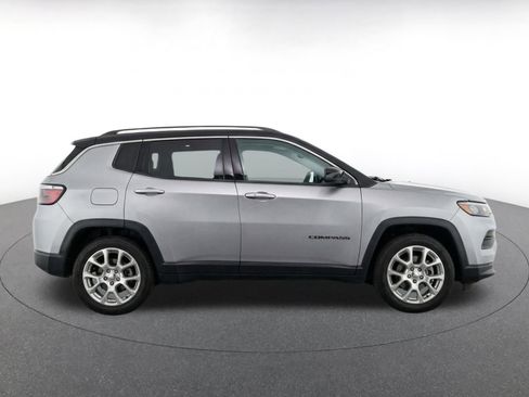 Used 2025 Jeep Compass Limited AWD/4WD image 10