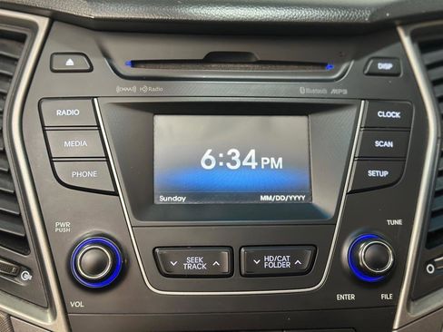 Used 2015 Hyundai Santa Fe Sport w/ Option Group 02 image 16