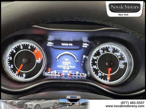 Used 2021 Jeep Cherokee Limited w/ Mopar Interior Package image 21