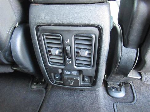 Used 2022 Dodge Durango GT RWD image 33