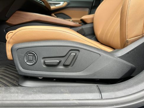 Used 2025 Audi A5 2.0T Premium Plus w/ Premium Plus AWD/4WD image 22