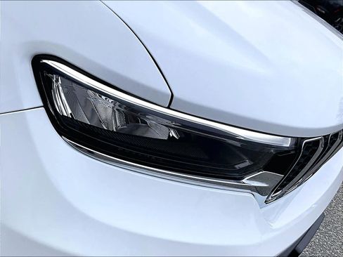 Used 2023 Jeep Grand Cherokee Overland image 32