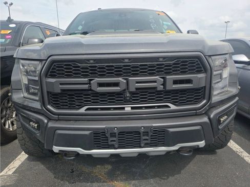 Used 2018 Ford F150 Raptor w/ Equipment Group 802A Luxury image 3
