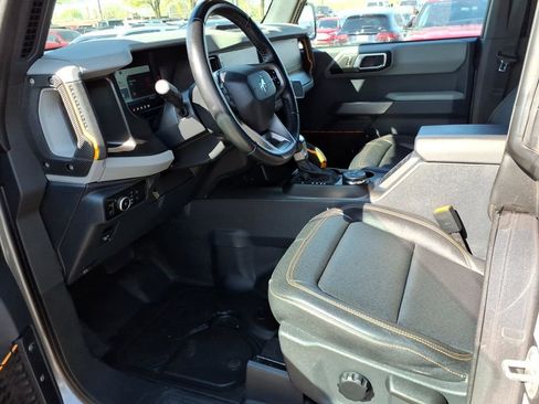 Used 2023 Ford Bronco Badlands AWD/4WD image 11
