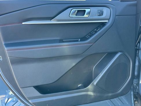 New 2026 Ford Explorer ST-Line w/ ST-Line Street Pack RWD image 15