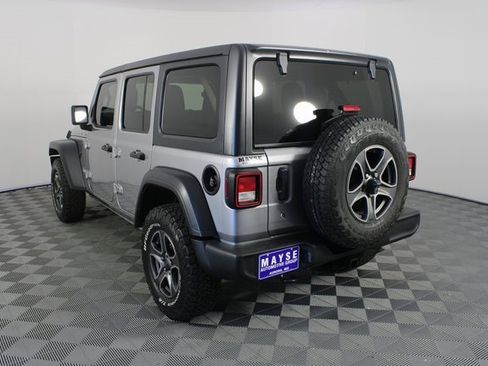 Used 2018 Jeep Wrangler Unlimited Sport S image 20